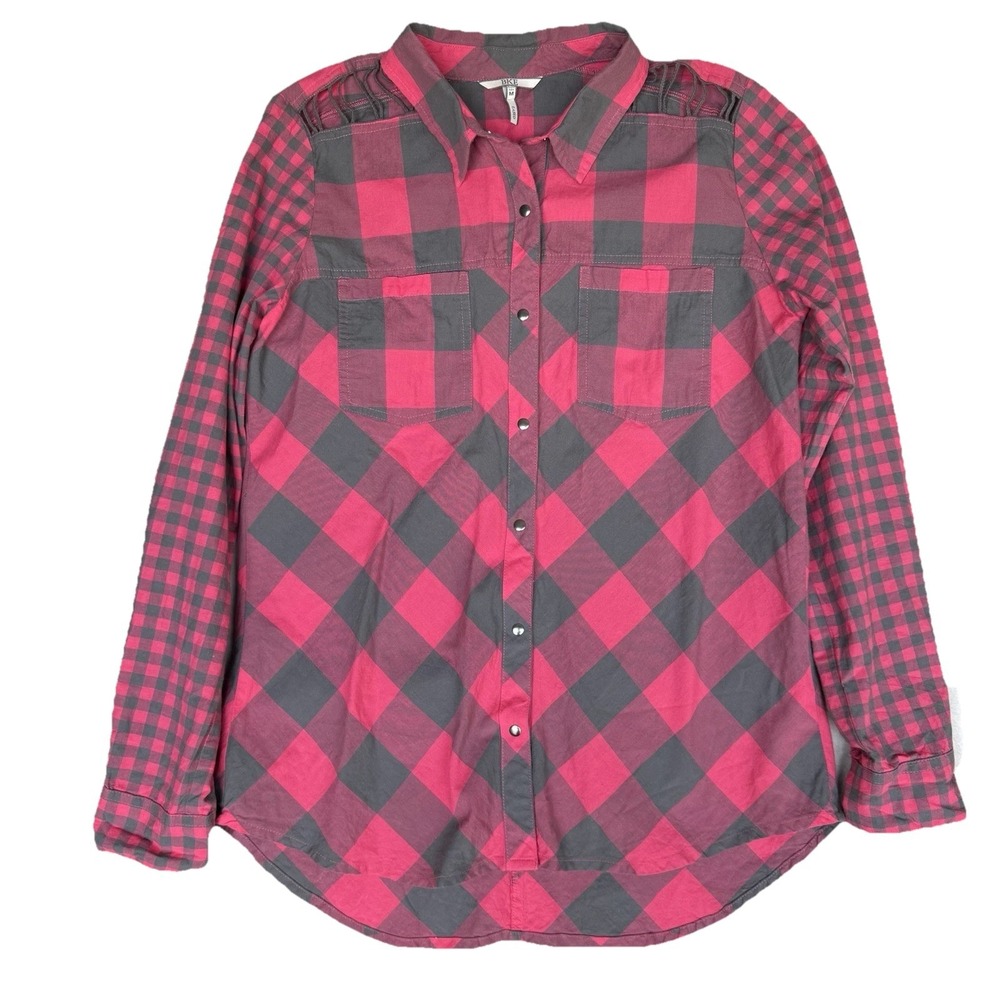 BKE Button Up Shirt‎ Womens Size Medium Grey Red Buffalo Plaid Whimsigoth Preppy